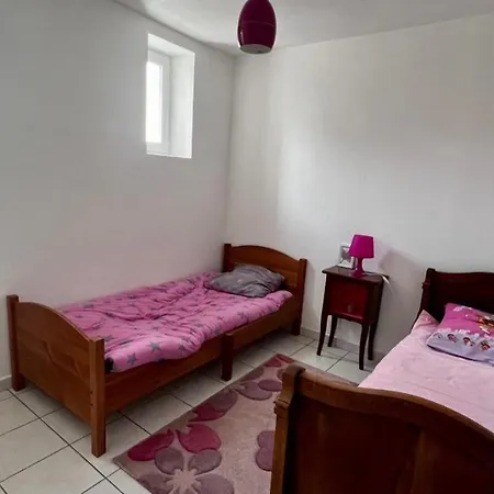 Superbe Appartement Aubessagne Exterior photo